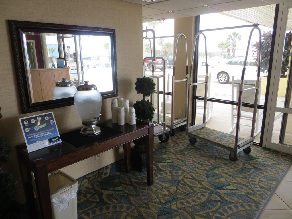 Days By Wyndham Daytona Oceanfront Daytona Beach Shores